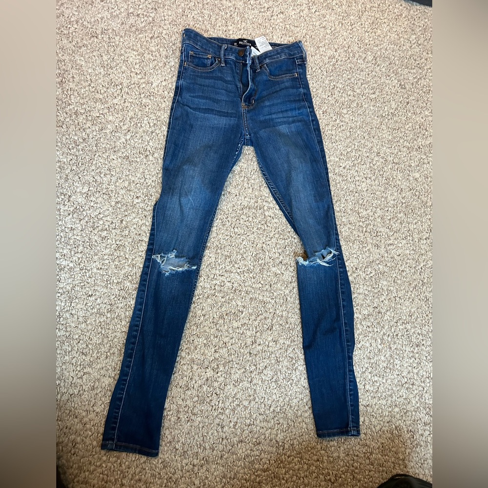 ripped jeans Hollister
